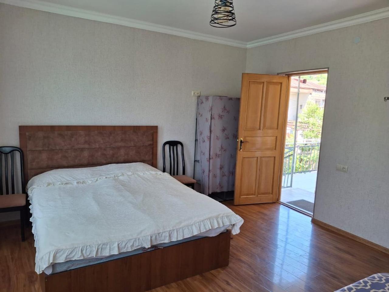 Center Hotel Goris Ngoại thất bức ảnh